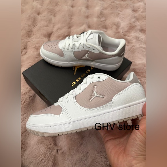 Jordan Shoes - Nike women Jordan court connect low White and Pink Sneakers